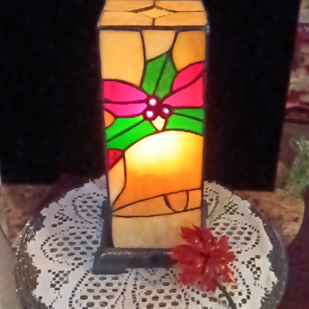 Vintage Collectable Cracker Barrel Stained Glass Lamp